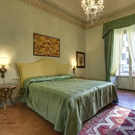 Piazza Salvemini Elegant Firenze